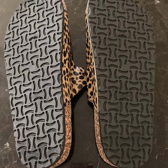 Women’s leopard sandal, new without tag - Picture 4 of 5